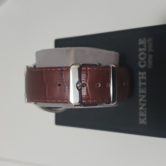 KENNETH COLE WATCH - Picture 3 of 4